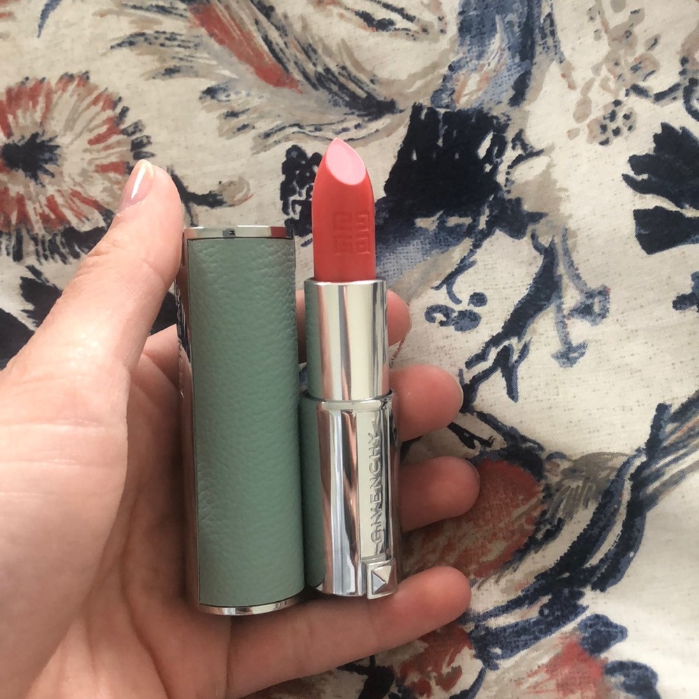 Givenchy Le Rouge Lipstick - Coral Gypsophila 322